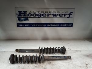 Used Shock absorber kit Renault Twingo (C06) 1.2 Price € 40,00 Margin scheme offered by Autobedrijf Hoogerwerf