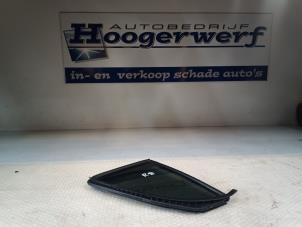 Usagé Vitre triangulaire arrière droite Suzuki Swift (ZA/ZC/ZD) 1.2 16V Prix € 20,00 Règlement à la marge proposé par Autobedrijf Hoogerwerf