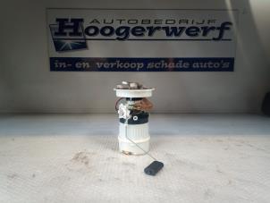 Used Electric fuel pump Ford Focus 2 2.0 16V Price € 30,00 Margin scheme offered by Autobedrijf Hoogerwerf