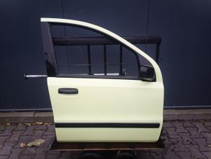 Gebrauchte Tür 4-türig rechts vorne Fiat Panda (169) 1.2 Fire Preis € 50,00 Margenregelung angeboten von Autobedrijf Hoogerwerf