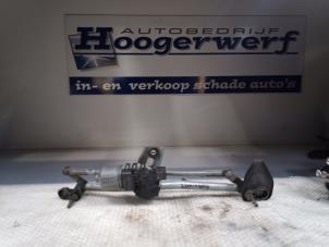 Used Wiper motor + mechanism Opel Astra H SW (L35) 1.3 CDTI 16V Ecotec Price € 20,00 Margin scheme offered by Autobedrijf Hoogerwerf