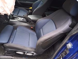 Used Seat, left BMW 1 serie (E81) 118i 16V Price € 50,00 Margin scheme offered by Autobedrijf Hoogerwerf
