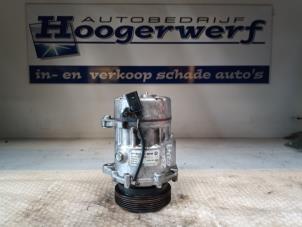 Usagé Compresseur de clim Volkswagen Golf IV Variant (1J5) 1.6 16V Prix € 40,00 Règlement à la marge proposé par Autobedrijf Hoogerwerf