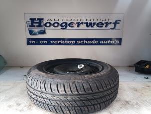 Used Spare wheel Renault Clio IV (5R) 0.9 Energy TCE 90 12V Price on request offered by Autobedrijf Hoogerwerf