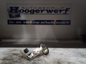 Usados Bomba eléctrica de combustible Ford Ka I 1.6i SportKa Precio € 30,00 Norma de margen ofrecido por Autobedrijf Hoogerwerf