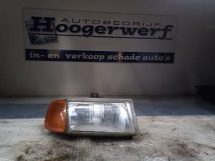 Używane Reflektor prawy Volkswagen Polo Variant (6KV5) 1.6 75 Cena € 25,00 Procedura marży oferowane przez Autobedrijf Hoogerwerf