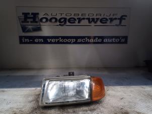 Używane Reflektor lewy Volkswagen Polo Variant (6KV5) 1.6 75 Cena € 25,00 Procedura marży oferowane przez Autobedrijf Hoogerwerf