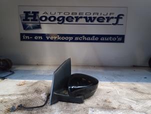 Used Wing mirror, left Volkswagen Polo V (6R) 1.2 TDI 12V BlueMotion Price € 30,00 Margin scheme offered by Autobedrijf Hoogerwerf
