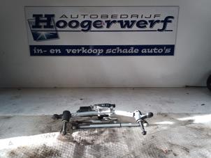 Used Wiper motor + mechanism Renault Clio V (RJAB) 1.0 TCe 100 12V Price € 60,00 Margin scheme offered by Autobedrijf Hoogerwerf