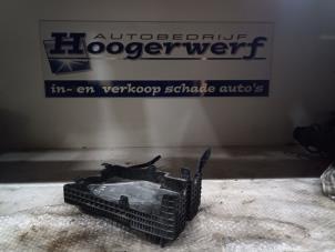 Used Battery box Renault Clio V (RJAB) 1.0 TCe 100 12V Price € 20,00 Margin scheme offered by Autobedrijf Hoogerwerf
