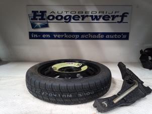 Used Jackkit + spare wheel Volkswagen Golf VII (AUA) 1.2 TSI 16V Price € 225,00 Margin scheme offered by Autobedrijf Hoogerwerf
