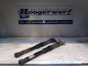 Usagé Kit amortisseur Volkswagen Golf VII (AUA) 1.2 TSI 16V Prix € 39,99 Règlement à la marge proposé par Autobedrijf Hoogerwerf