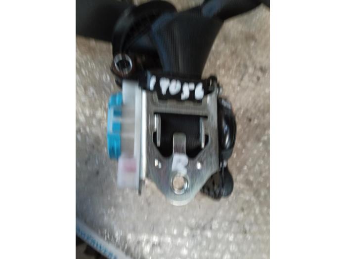 Front seatbelt, left from a Mercedes-Benz CLA (117.3) 1.6 CLA-180 16V 2016