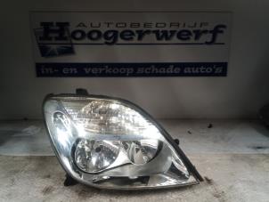 Used Headlight, right Renault Scénic I (JA) 1.4 16V Price € 20,00 Margin scheme offered by Autobedrijf Hoogerwerf