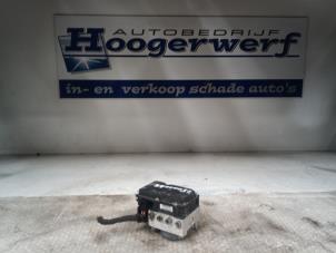 Usagé Bloc ABS Ford Ka II 1.2 Prix € 20,00 Règlement à la marge proposé par Autobedrijf Hoogerwerf