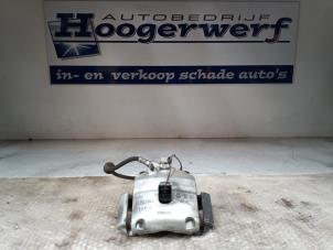 Used Front brake calliper, right Fiat Punto Evo (199) 1.2 Euro 4 Price € 15,00 Margin scheme offered by Autobedrijf Hoogerwerf