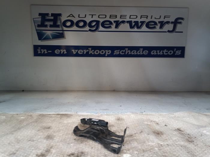 Begagnade Sensor (övriga) Mercedes C Combi (S203) 2.2 C-200 CDI 16V Pris € 40,00 Marginaltabell erbjuds av Autobedrijf Hoogerwerf
