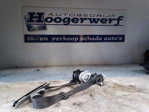 Usagé Ceinture avant droit Honda Insight (ZE2) 1.3 16V VTEC Prix € 40,00 Règlement à la marge proposé par Autobedrijf Hoogerwerf