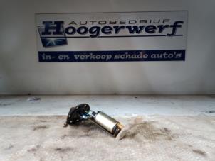 Usados Bomba eléctrica de combustible Honda Prelude (BB) 2.3 i 16V Precio € 50,00 Norma de margen ofrecido por Autobedrijf Hoogerwerf