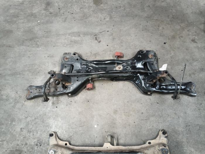 Usados Subchasis Seat Ibiza IV SC (6J1) 1.2 TSI Precio € 120,00 Norma de margen ofrecido por Autobedrijf Hoogerwerf