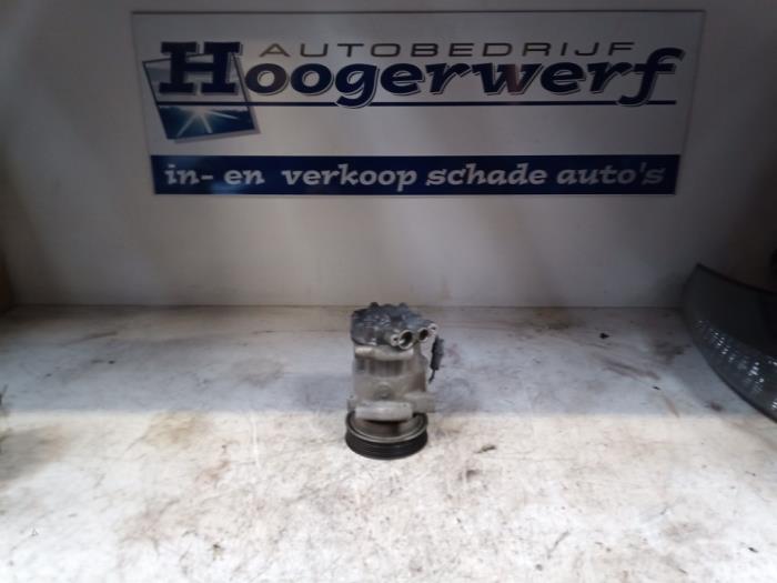 Gebrauchte Klimapumpe Renault Clio III (BR/CR) 1.2 16V TCe 100 Preis € 30,00 Margenregelung angeboten von Autobedrijf Hoogerwerf