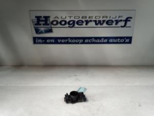 Gebrauchte Drosselklappengehäuse Peugeot 206 (2A/C/H/J/S) 1.1 XN,XR Preis € 30,00 Margenregelung angeboten von Autobedrijf Hoogerwerf