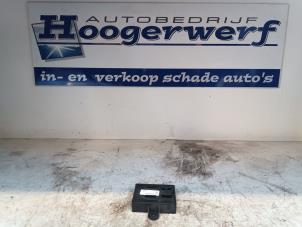 Begagnade Dator, servostyrning Renault Captur (2R) 1.2 TCE 16V EDC Pris € 50,00 Marginaltabell erbjuds av Autobedrijf Hoogerwerf