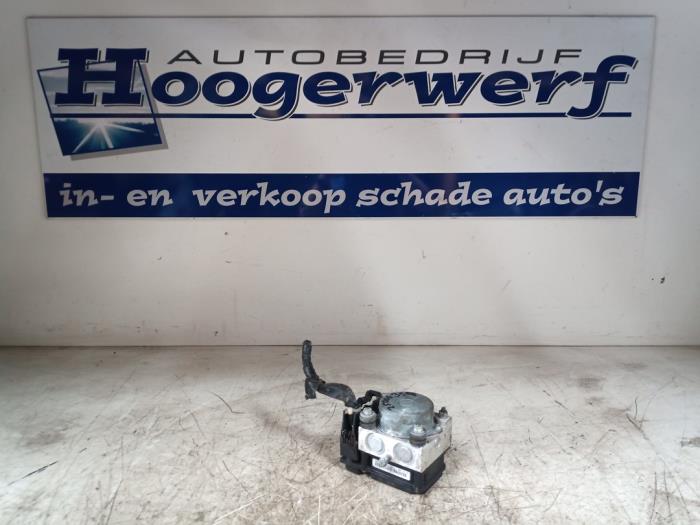 Begagnade ABS-pump Daihatsu Cuore (L251/271/276) 1.0 12V DVVT Pris € 25,00 Marginaltabell erbjuds av Autobedrijf Hoogerwerf