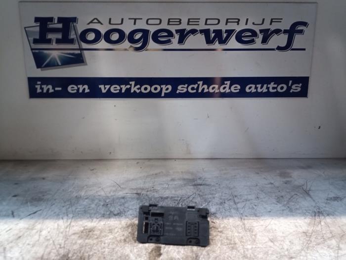 Używane Modul Bluetooth Peugeot 208 I (CA/CC/CK/CL) 1.2 Vti 12V PureTech Cena € 35,00 Procedura marży oferowane przez Autobedrijf Hoogerwerf