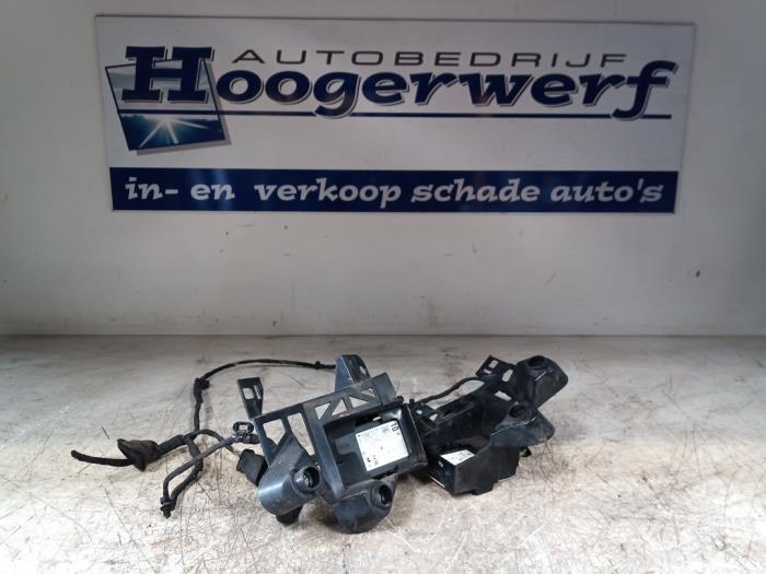 Begagnade Dödvinkelsensor Mercedes A (177.0) 2.0 A-250 Turbo 16V Pris på förfrågan erbjuds av Autobedrijf Hoogerwerf
