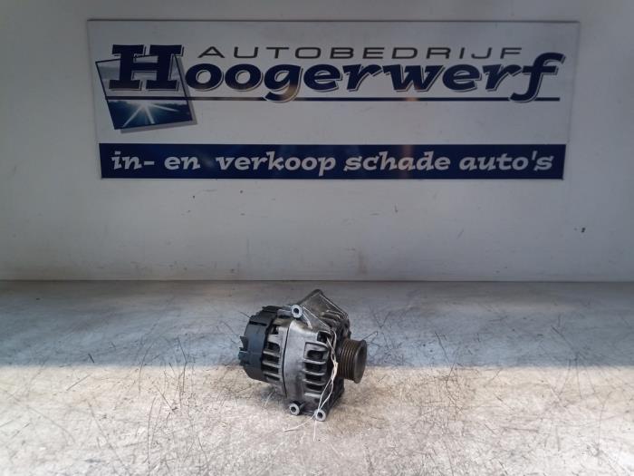 Begagnade Dynamo Renault Megane II (BM/CM) 1.6 16V Autom. Pris € 40,00 Marginaltabell erbjuds av Autobedrijf Hoogerwerf