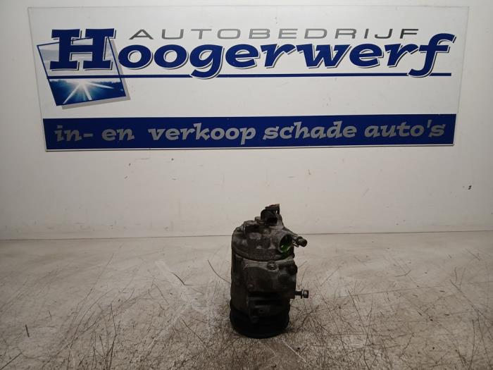 Usagé Pompe clim Volkswagen Fox (5Z) 1.4 16V Prix € 40,00 Règlement à la marge proposé par Autobedrijf Hoogerwerf