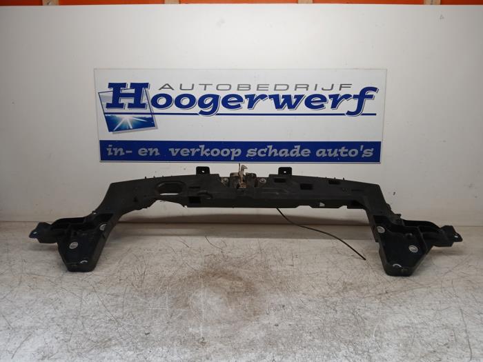 Gebrauchte Vorderwand Renault Modus/Grand Modus (JP) 1.6 16V Preis € 50,00 Margenregelung angeboten von Autobedrijf Hoogerwerf
