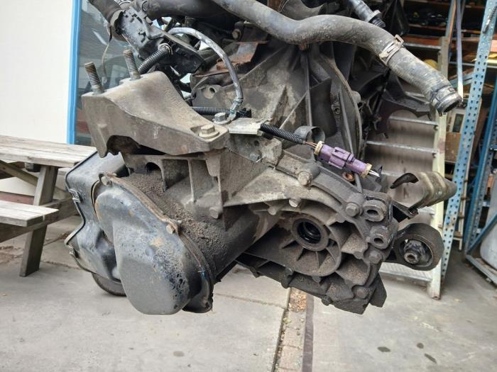 Getriebe Ford Fiesta 6 (JA8), 2008 / 2018 1.25 16V, Fließheck, Benzin, 1 242cc, 60kW (82pk), FWD, SNJA, 2008-06 / 2017-04 (Gebraucht)