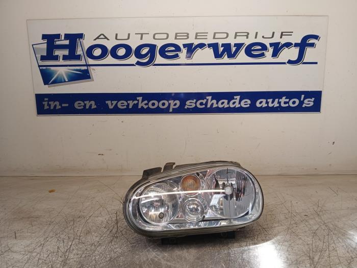 Gebrauchte Scheinwerfer links Volkswagen Golf IV (1J1) 1.4 16V Preis € 25,00 Margenregelung angeboten von Autobedrijf Hoogerwerf