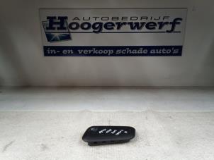 Usagé Airbag siège Toyota Aygo (B10) 1.0 12V VVT-i Prix € 30,00 Règlement à la marge proposé par Autobedrijf Hoogerwerf