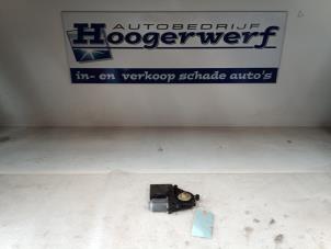 Used Door window motor Volkswagen Golf V (1K1) 2.0 SDI Price € 35,00 Margin scheme offered by Autobedrijf Hoogerwerf