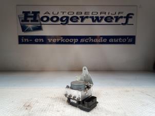Usagé Bloc ABS Ford Ka II 1.2 Prix € 30,00 Règlement à la marge proposé par Autobedrijf Hoogerwerf