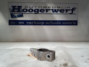 Usagé Bras de suspension joint caoutchouc bas avant gauche Audi A3 Sportback (8PA) 1.8 TFSI 16V Prix € 40,00 Règlement à la marge proposé par Autobedrijf Hoogerwerf
