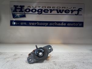 Usagé Support moteur Toyota Aygo (B10) 1.0 12V VVT-i Prix € 20,00 Règlement à la marge proposé par Autobedrijf Hoogerwerf