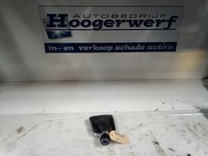 Used Gear stick cover Seat Alhambra (7N) 2.0 TDI 16V Price € 30,00 Margin scheme offered by Autobedrijf Hoogerwerf