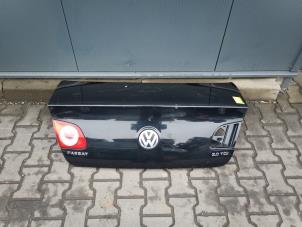 Usagé Hayon arrière Volkswagen Passat (3C2) 2.0 TDI 16V 140 Prix € 50,00 Règlement à la marge proposé par Autobedrijf Hoogerwerf