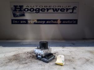 Usagé Pompe ABS Volkswagen Polo V (6R) 1.2 TSI Prix € 85,00 Règlement à la marge proposé par Autobedrijf Hoogerwerf