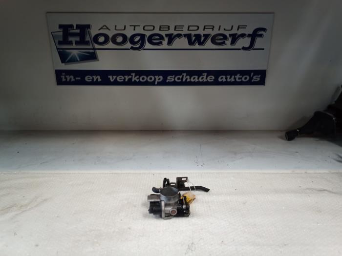 Gebrauchte Drosselklappengehäuse Opel Astra G (F08/48) 1.6 16V Preis € 35,00 Margenregelung angeboten von Autobedrijf Hoogerwerf