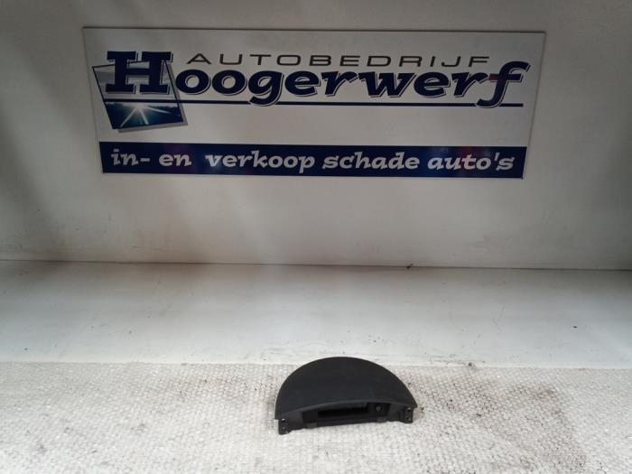 Begagnade Klocka Opel Tigra Pris € 25,00 Marginaltabell erbjuds av Autobedrijf Hoogerwerf