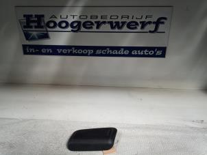 Używane Poduszka powietrzna fotela (siedzisko) Peugeot 107 1.0 12V Cena € 40,00 Procedura marży oferowane przez Autobedrijf Hoogerwerf