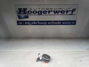 Used Tachometer Renault Twingo II (CN) 1.2 16V Price € 25,00 Margin scheme offered by Autobedrijf Hoogerwerf