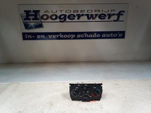 Używane Panel sterowania nagrzewnicy Peugeot 206 (2A/C/H/J/S) 1.4 XR,XS,XT,Gentry Cena € 20,00 Procedura marży oferowane przez Autobedrijf Hoogerwerf