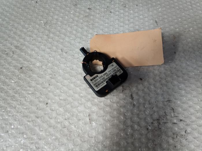Steering angle sensor from a Citroën C4 Grand Picasso (UA) 1.6 HDiF 16V 110 2007
