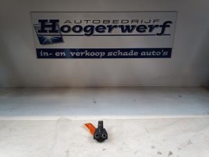 Usagé Robinet chauffage électrique Mercedes E Combi (S210) 2.7 E-270 CDI 20V Prix € 50,00 Règlement à la marge proposé par Autobedrijf Hoogerwerf